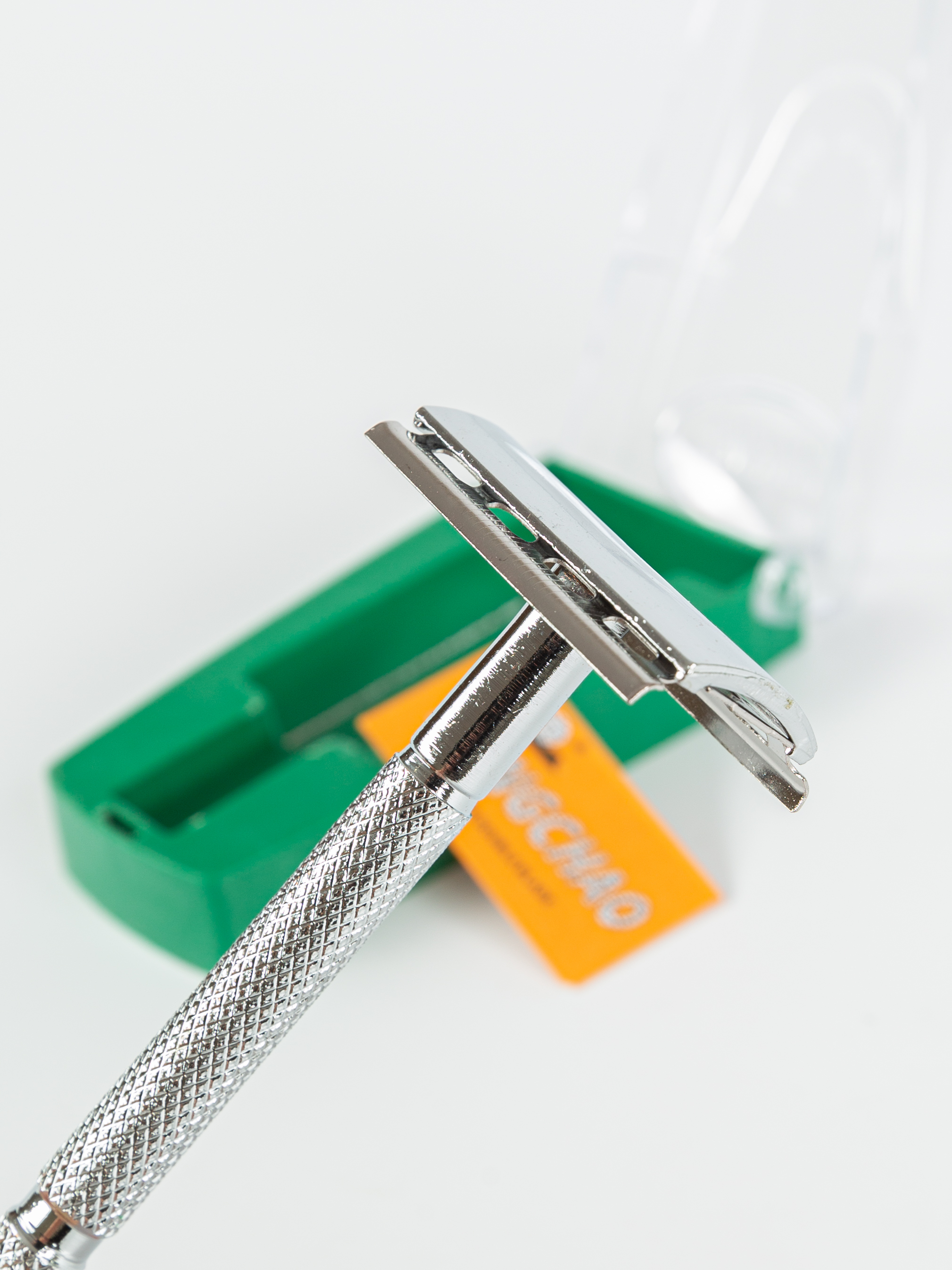 Классическая  бритва Регулируемая (8311)