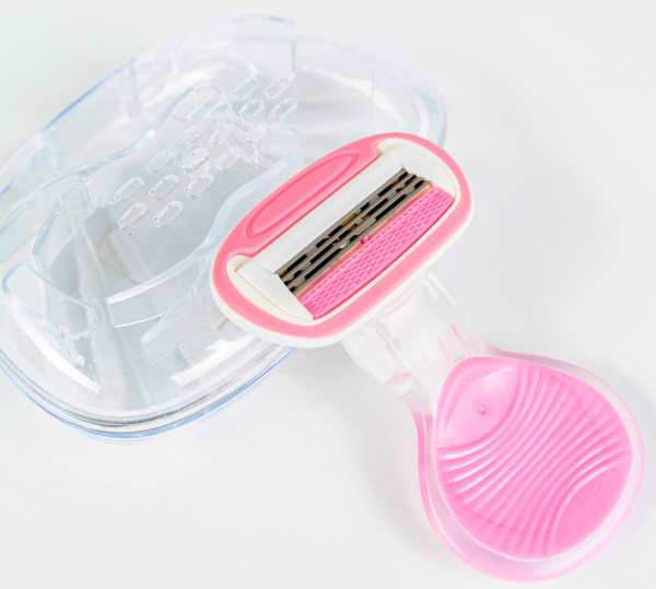 Бритвенный станок женский с 4-мя лезвиями (8304)