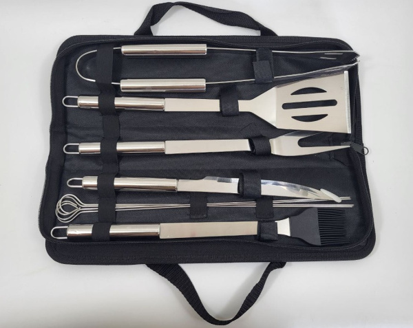 Набор для барбекю в чехле на замке 9пр. (щипцы, лопатка, нож, вилка, кулинарная кисть и 6 шампуров) 