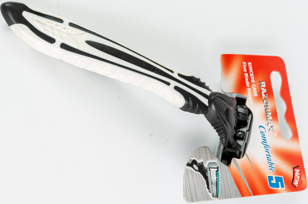 Бритвенный станок с 5-ю лезвиями (лист 12шт) (8302)