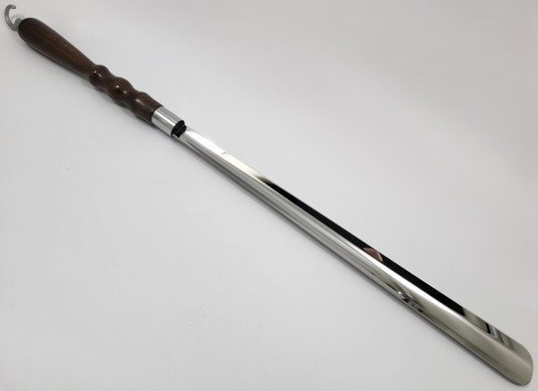 Ложка для обуви  с деревянной ручкой  72см (50)