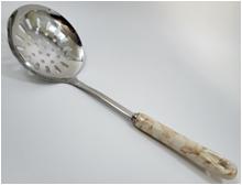 Шумовка глубокая с керамической ручкой 33см ()